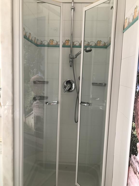 La Fontana Di Carlotta Panzió Róma Kültér fotó